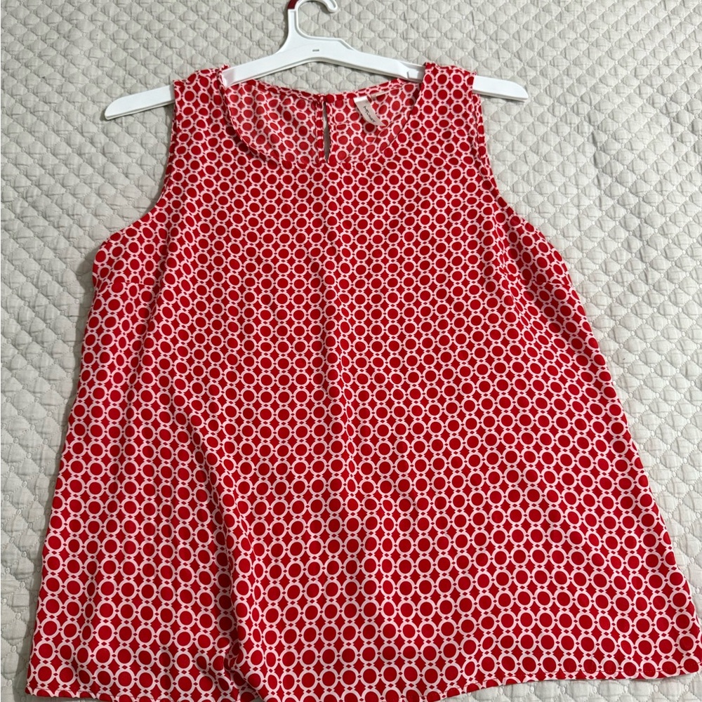 Tacera Red and White Geometric Tank Top